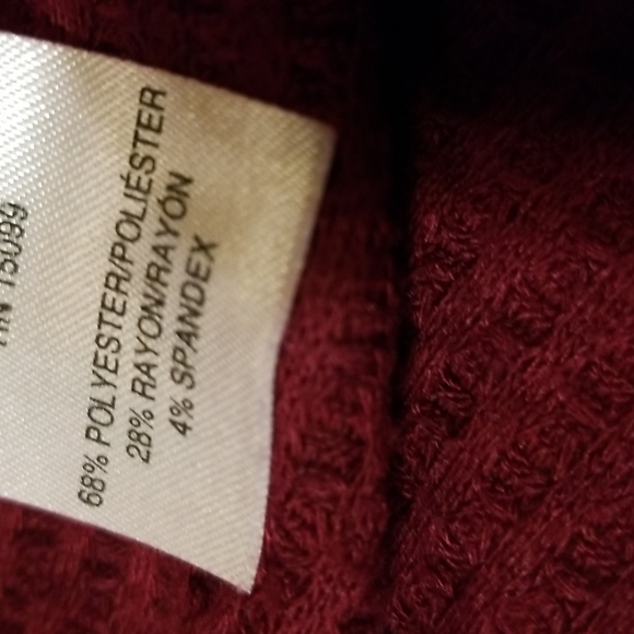 AMP Top Womens Size Xlarge Cropped Wine/Burgundy Maroon - Picture 8 of 10
